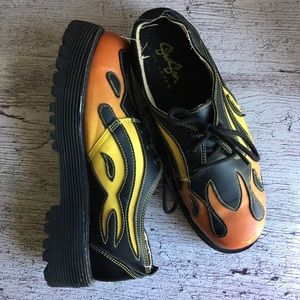 Men’s Sha Sha Retro style tribal flame shoes